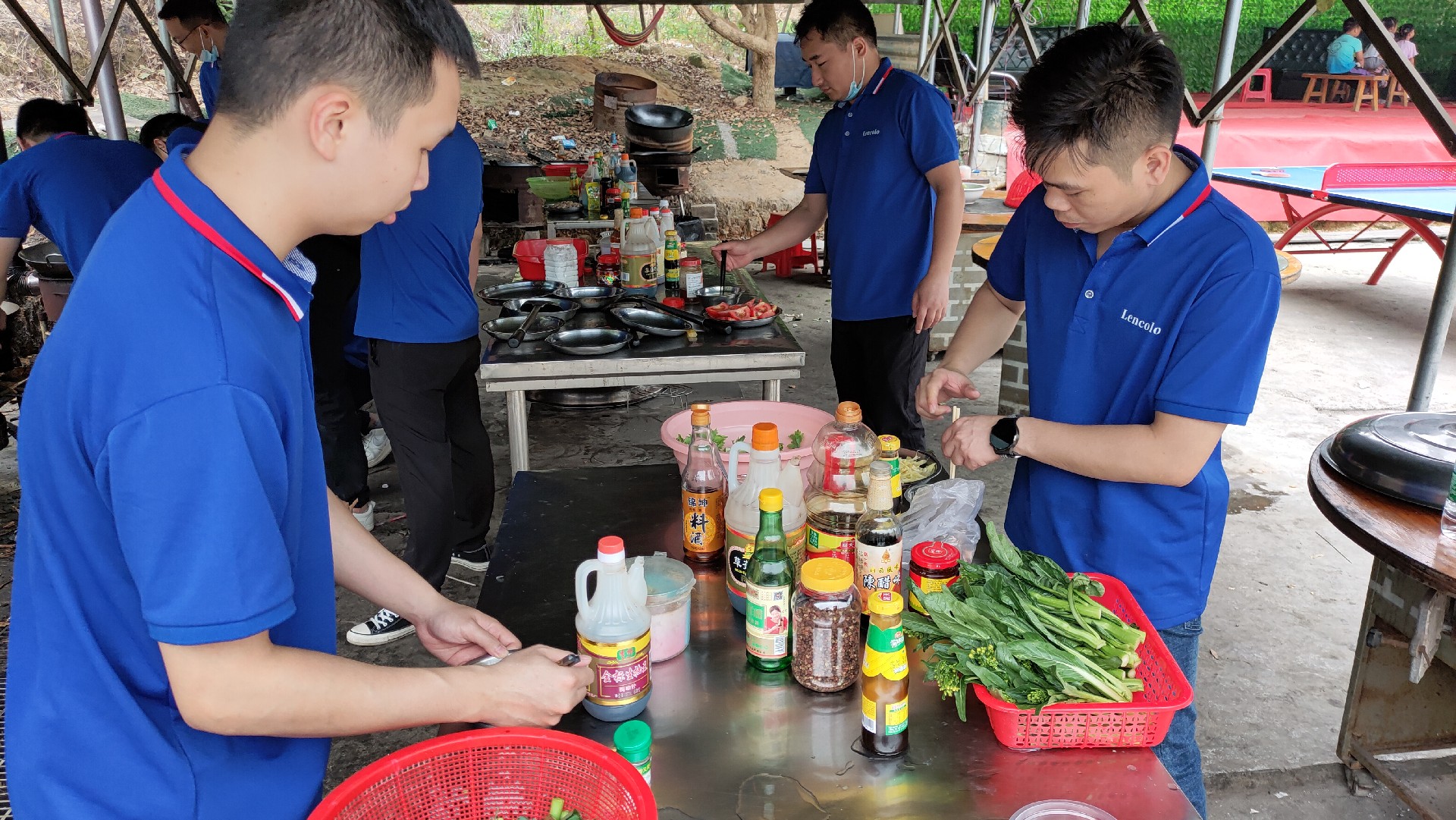 松湖騎行，穿樹飛花；農(nóng)家休閑，擁抱自然