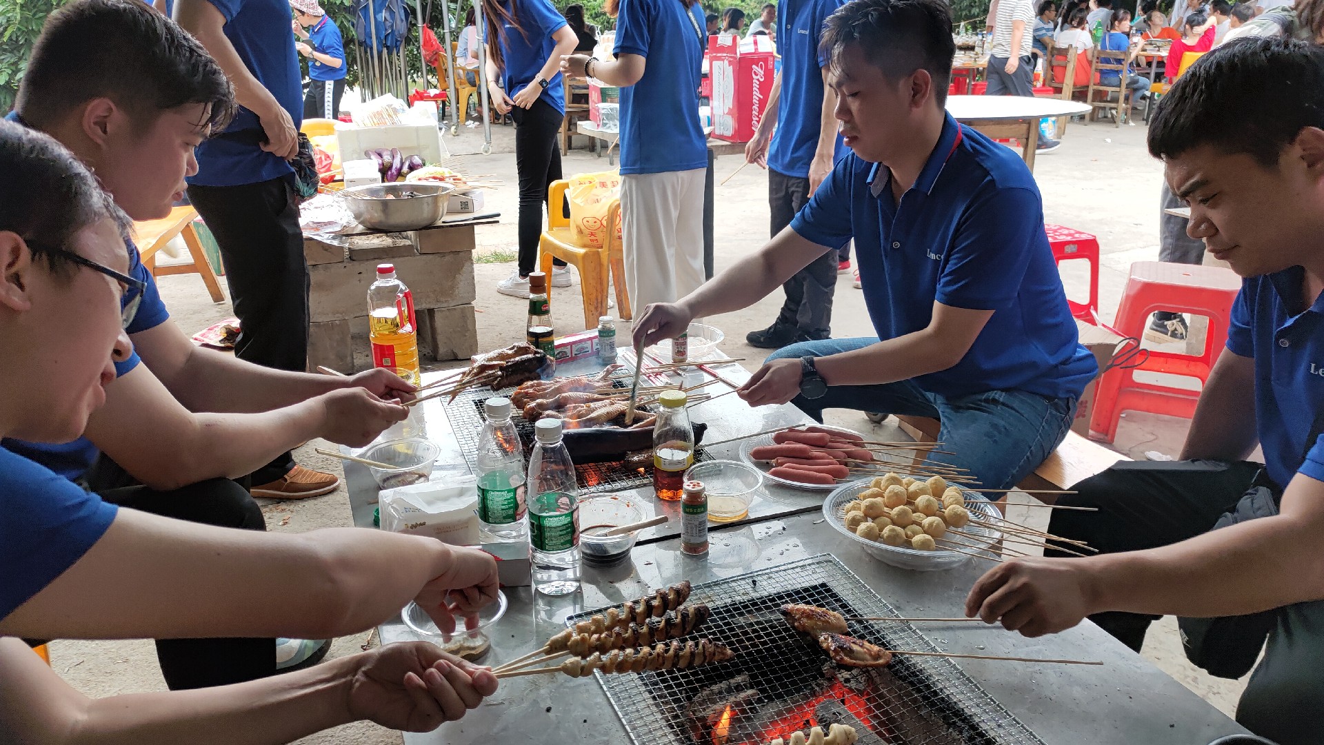 松湖騎行，穿樹飛花；農(nóng)家休閑，擁抱自然